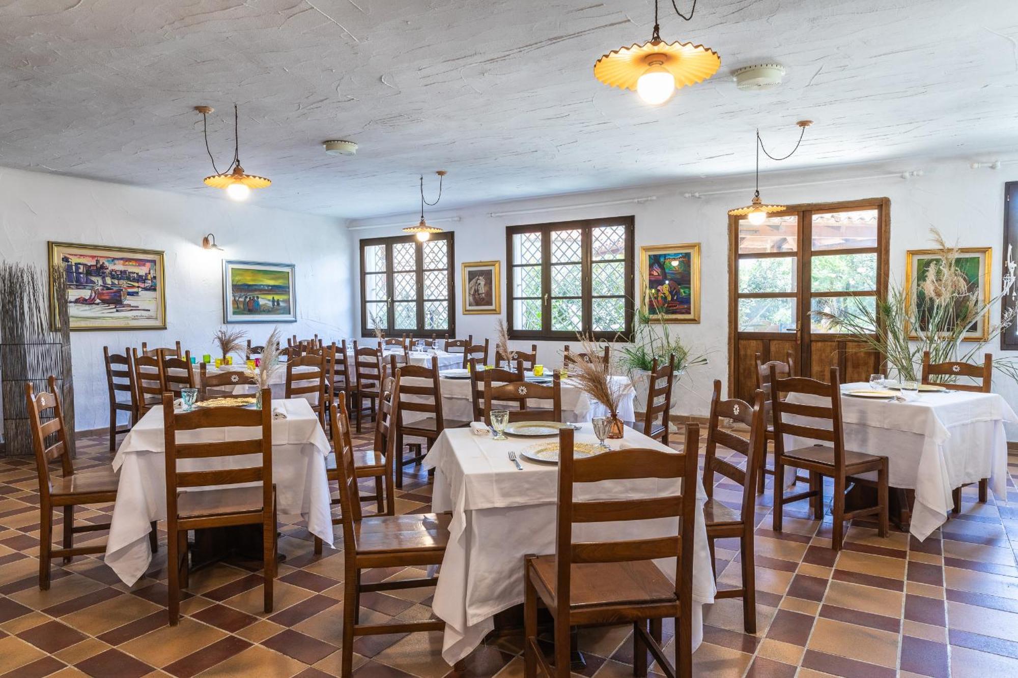 Hotel Ristorante S'Astore Benetutti Eksteriør billede